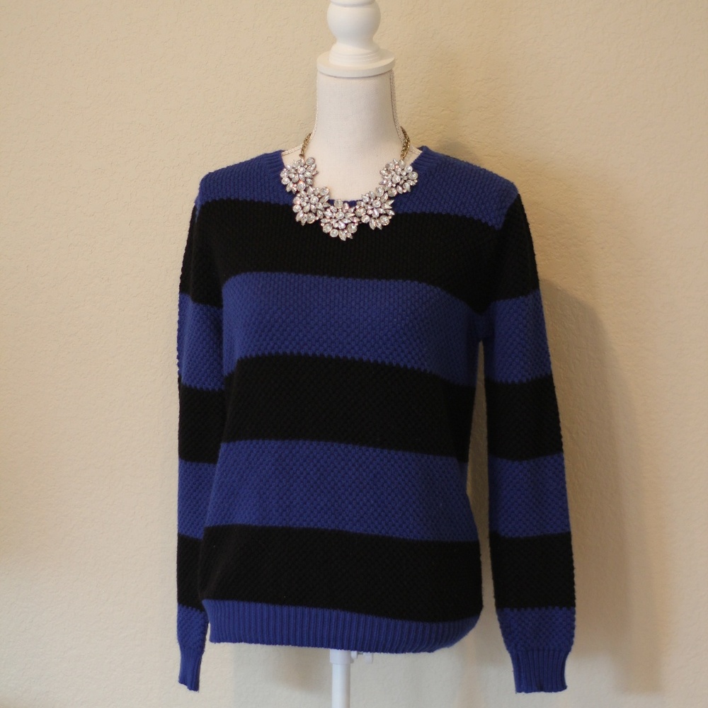 Forever 21 Black & Blue Sweater
